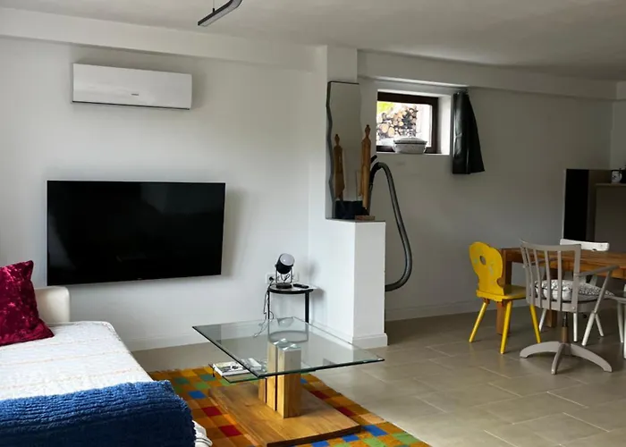 Appartement Gemuetliches Am Donau-radweg -5 Km Von Passau